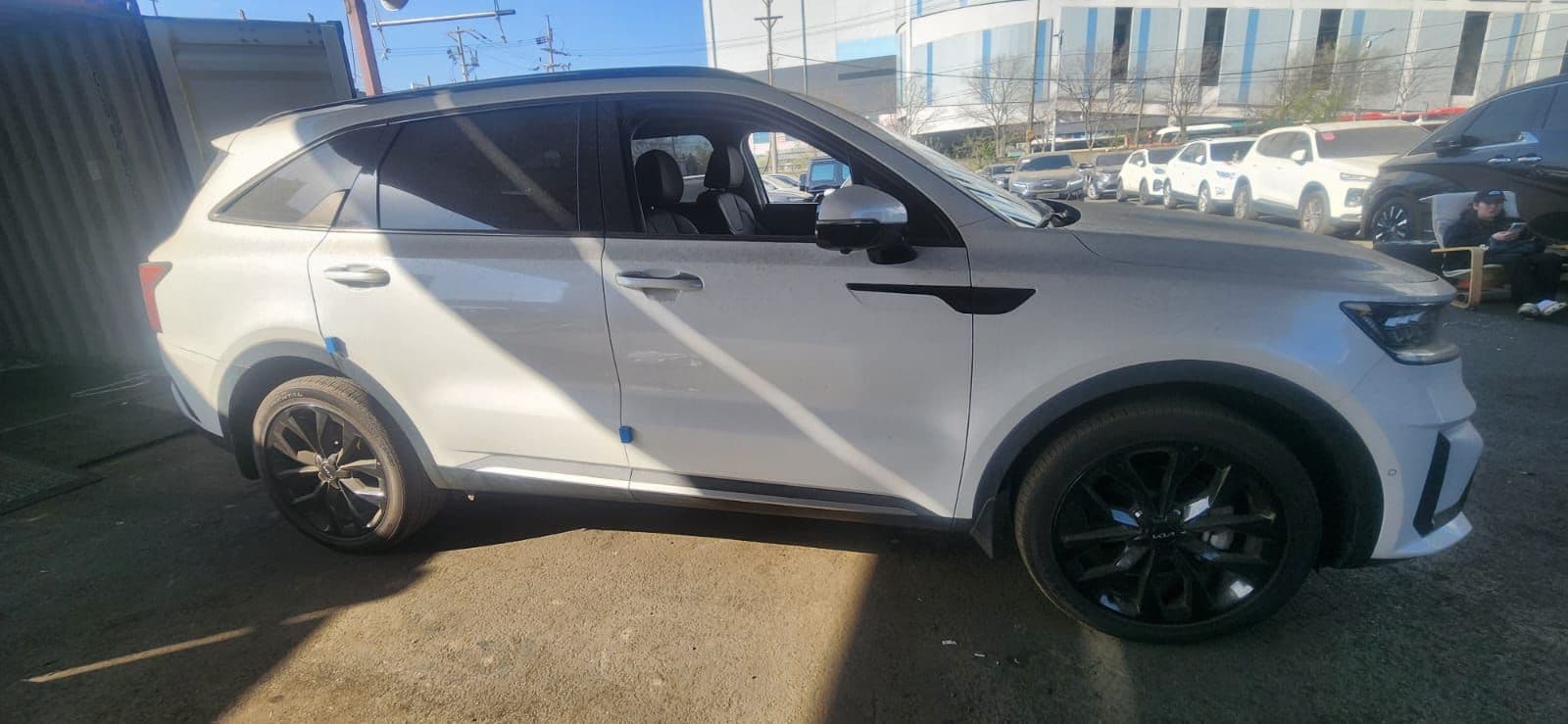 Carify Korea car delivery photo